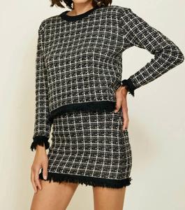 Avalon Текстурированный свитер в черном цвете Line and dot