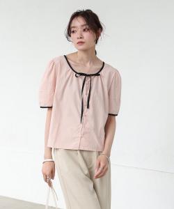 Блузка с ленточкой и кантом