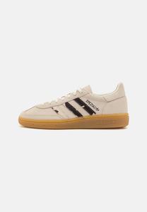 Кроссовки HANDBALL SPEZIAL UNISEX adidas Originals, молочный