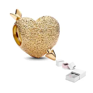 Pandora Позолоченные кулоны Women's Gold