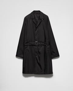 Плащ из переработанного нейлона Prada, черный