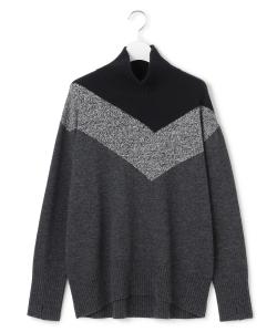 Мягкий вязаный свитер с высоким воротником из смеси кашемира с интарсией.