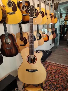 Furch Orange OM-CME 2022 с высоким глянцем