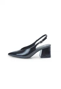 Классические каблуки Bata, Nero