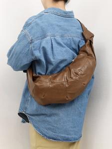 cachecache / Мешок для трупов в форме луны