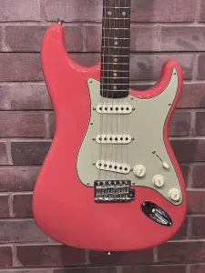 Fender Vintage Custom 1959 Stratocaster - Потускневший Фиеста Красный