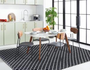 Ковер-дорожка SAFAVIEH, 69 x 275 см, Montauk Collection, Black & Ivory, богемный дизайн, идеально для помещений с высокой проходимостью: прихожая, ванная и кухня (MTK706Z-29)