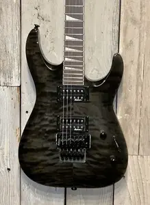 Новая гитара Jackson JS Series Dinky Arch Top JS32Q 2020 года, цвет Trans Black. Поддержите малый бизнес и купите здесь.