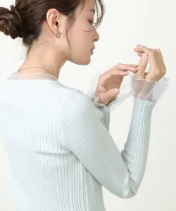 Вязаный топ с оборками в рубчик