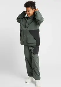 Куртка Jack Wolfskin для отдыха "TEEN 2L JACKET Y", с капюшоном, зеленый