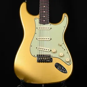 Fender Custom Shop '60 Stratocaster Journeyman- состаренная версия HLE Gold 2025 (CZ584320)