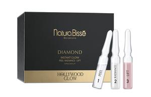 Тройная восстанавливающая сыворотка для уплотнения, осветления, против морщин, увлажнения и отшелушивания NATURA BISSE