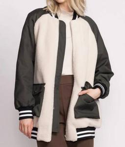 Куртка Marlene в зеленом цвете PINK MARTINI