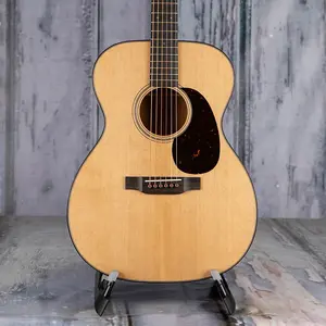 Martin 000-18 Modern Deluxe, натуральный