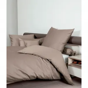 Постельное белье Janine «Colors 31001», (2 шт.), сатиновое качество Mako, изготовлено из 100% хлопка, постельное белье и наволочки на молнии, не требуют особого ухода, тонкая нить, сертифицирован MADE IN GREEN, цвет cappuccino