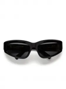 Солнцезащитные очки MOTORE Retrosuperfuture, черный