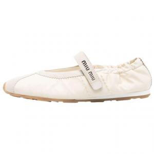 MIU MIU Туфли Мэри Джейн на плоской подошве, бежевые женские