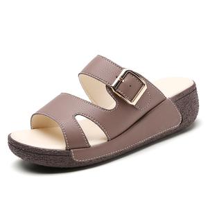 Шлепанцы женские Reivantix, серый