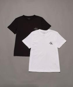 (W) Футболка Calvin Klein (2 шт.) - Футболка с коротким рукавом и круглым вырезом. Джинсы Calvin Klein 47C905G