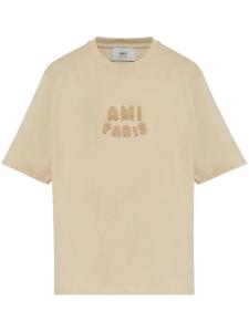 Футболка с вышитым логотипом AMI Paris, нейтральный