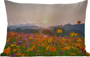 Подушка для улицы Цветы, закат, горы - 50 x 30 см - водонепроницаемая - подушка для отдыха - подушка для дивана - украшение для гостиной MuchoWow