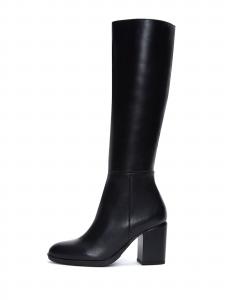 Derimod Ботинки в черном цвете