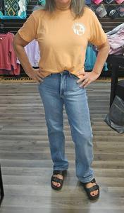 Прямые синие джинсы с контрастной стиркой и утягивающим эффектом Judy Blue