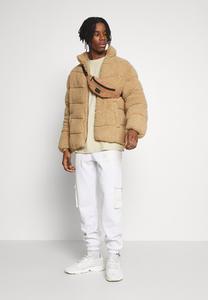 Базовая футболка Tall Urban Classics, бетон