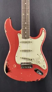 Fender Custom Shop Michael Landau Signature 1963 Stratocaster в цвете Fiesta Red поверх 3-Tone Sunburst