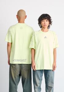 Футболка Adidas Originals ADILENIUM UNISEX, Almost Lime/Green