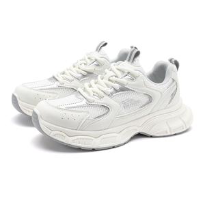 Противоскользящие и износостойкие легкие низкие кроссовки на массивной подошве для женщин FOXER, Beige/Silver/Gray