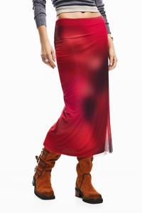 Юбка из тюля средней длины