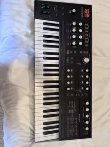 Синтезатор ASM Hydrasynth с 49 клавишами, полифонический, 2020 года - черный