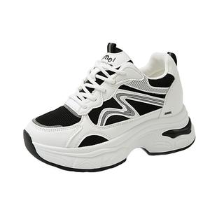 King Jinmai Дышащие массивные кроссовки женские низкие черные, цвет Black