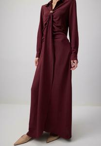 Платье Touché Privé BROOCH DETAILED, Burgundy/Bordeaux