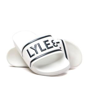 Уоллес II и слайдер Lyle & Scott, белый