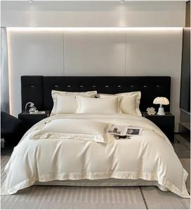 ADOVZ Комплект постельного белья из египетского хлопка с вышивкой White