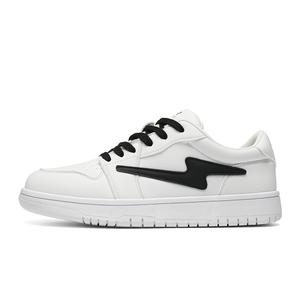 ZHR Скользоустойчивые износостойкие легкие дышащие увеличивающие рост низкие скейтерские кроссовки унисекс бело-черные, цвет White Black[Regular]