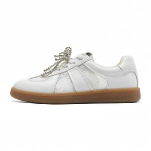 Низкие повседневные туфли женские Hotwind, White