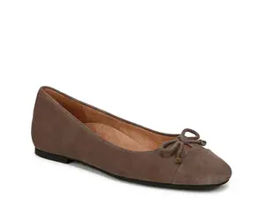 Vionic Klara Flat, Driftwood Taupe