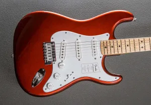 Fender Standard Stratocaster - Candy Cola с кленовым грифом