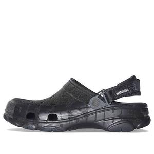 Кроссовки x pleasures all-terrain clog 'black' Crocs, черный