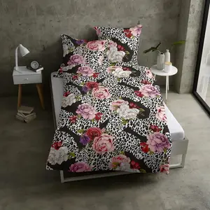 Постельное белье satin Neldy black-rose 155x220 см + 80x80 см Casatex