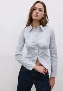 Блузка с застежкой на пуговицы и швом под грудью Stradivarius, Light Blue