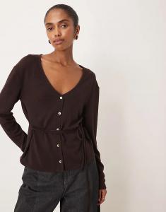 Тонкий кардиган цвета Mango с поясом шоколадного цвета