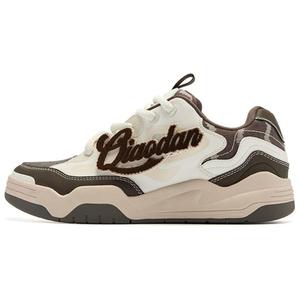 Сухие противоскользящие износостойкие низкие кеды для скейтбординга мужские бело-коричневые QIAODAN, цвет слоновая кость / сандаловое дерево