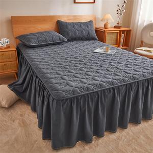 Antarctic Комплект постельного белья из 3 предметов (юбка на резинке 150х200 см, высота 45 см), цвет Clover - Luminous Gray, ткань из чистого хлопка