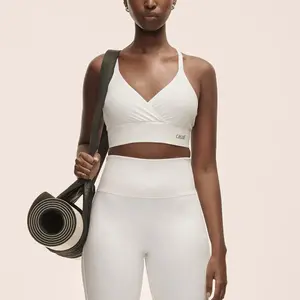 Топ спортивного бра для женщин Wrap Sports Bra Casall, белый