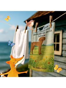 Mr. & Mrs. Panda Гостевое полотенце с изображением собаки породы немецкий дог и надписью белого цвета