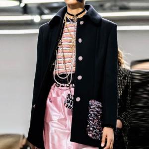 Пальто женское Chanel с цветными карманами, темно-синий